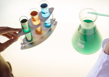 Pipette Tips – The Essential Guide to Types, Materials, and Sterility